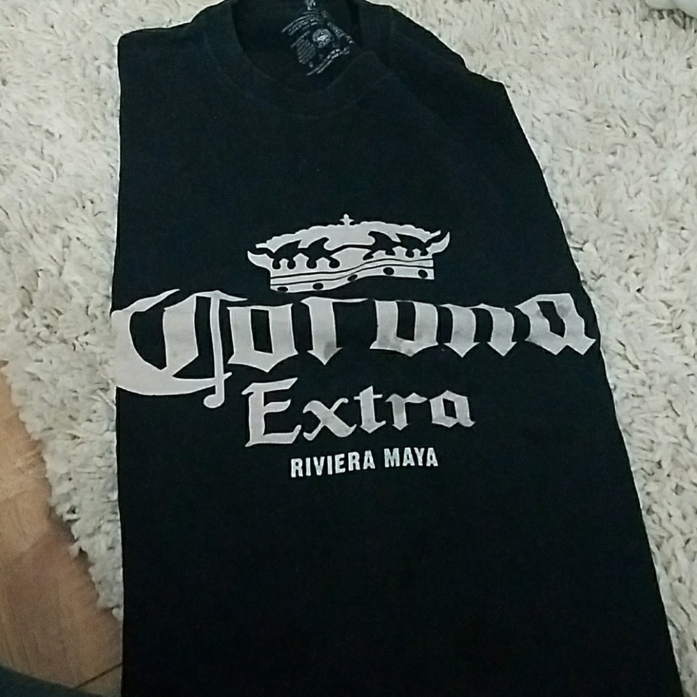Short sleeve shirt